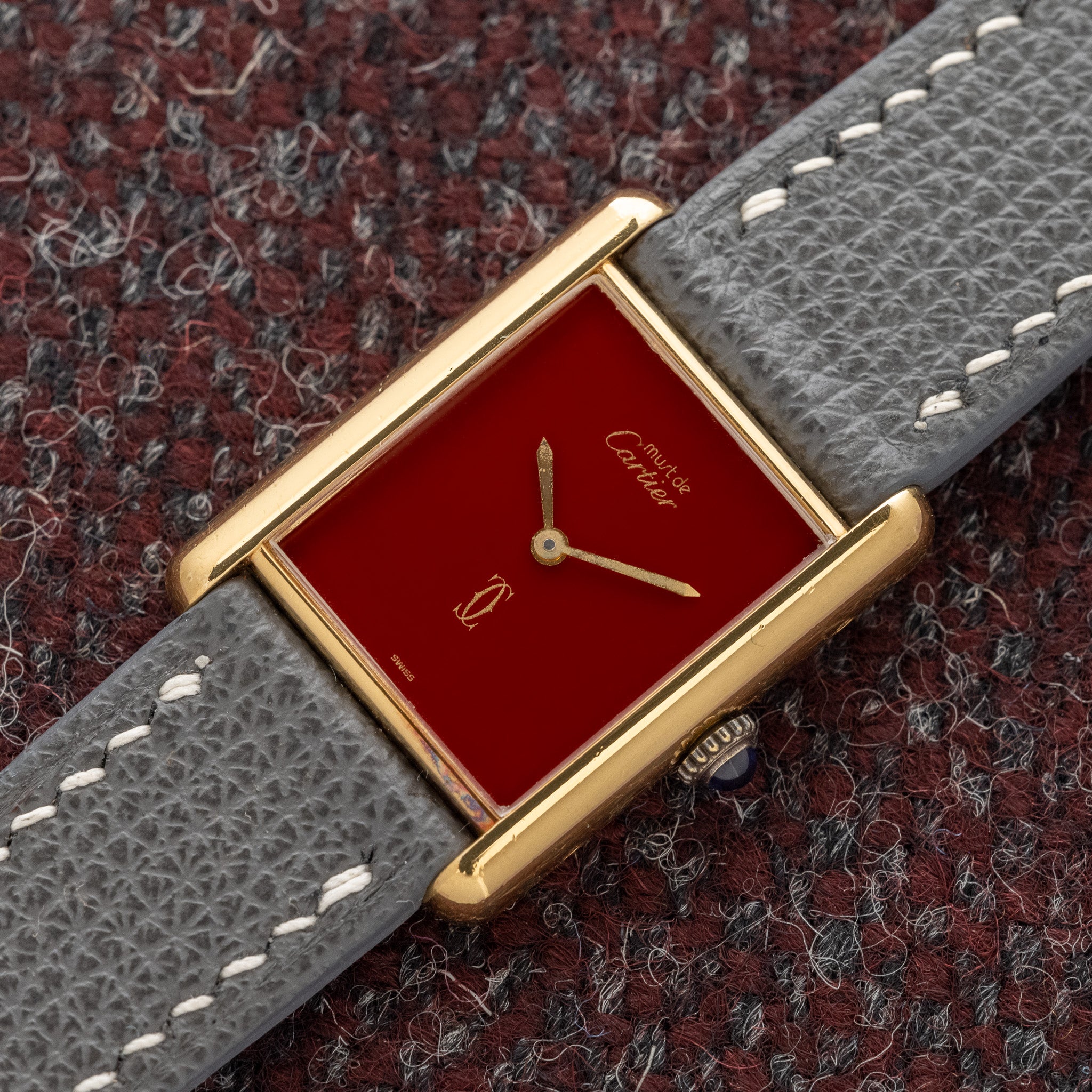 Cartier Must De Tank 'True Red' Dial – Huntington Company