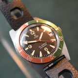 Elgin Diver- Red & Green