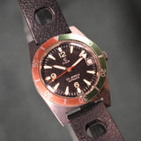 Elgin Diver- Red & Green