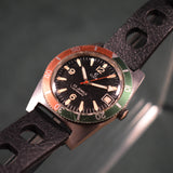 Elgin Diver- Red & Green