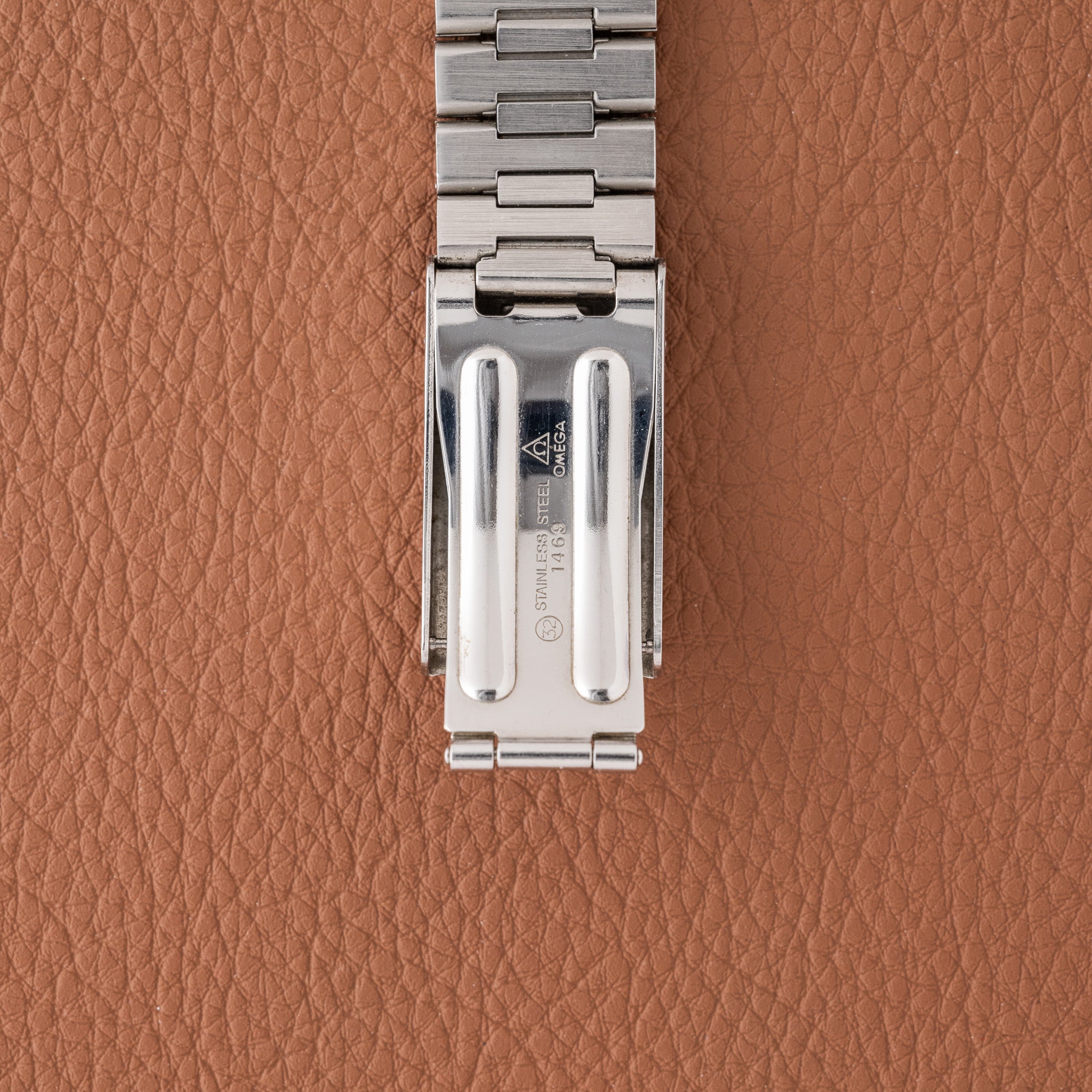1997 Omega Speedmaster Salmon Grand Prix (Ref. 3511.60
