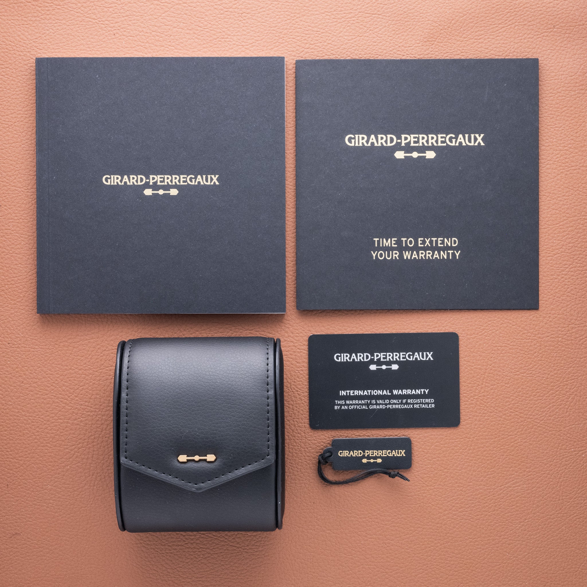 S*.様 OMEGA Girard-Perregaux Ferrari等 純正ボ 2024 Girard-Perregaux Laureato Absolute Sapphire Case - Box and