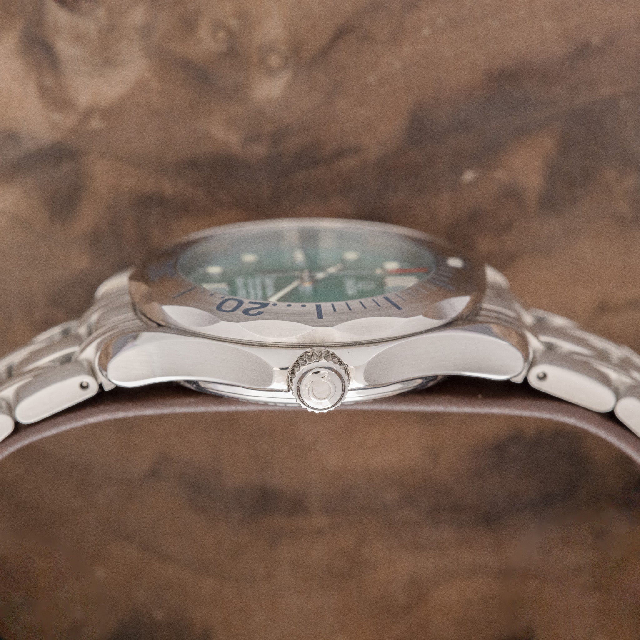 2006 Omega Seamaster 300M Mother Of Pearl - Box & Papers