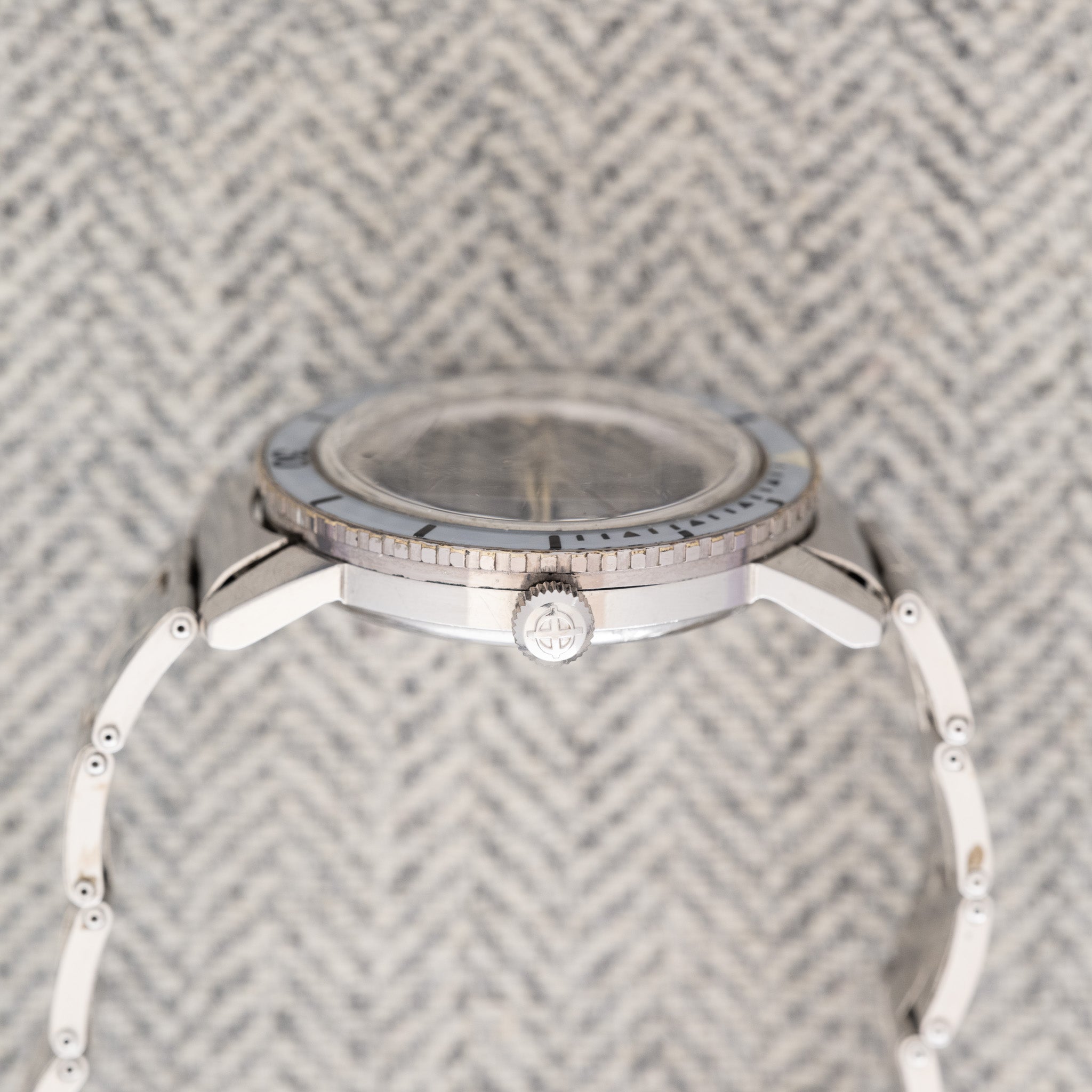 Zodiac Sea Wolf Bakelite Bezel (Ref. 722-946) – Huntington Company