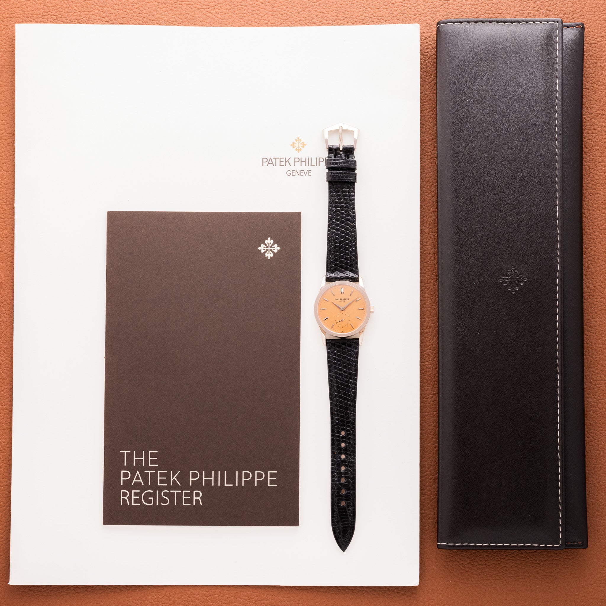 Patek Philippe ノベルティ 1996 Patek Philippe Calatrava Rare Salmon Dial - Archives (Ref