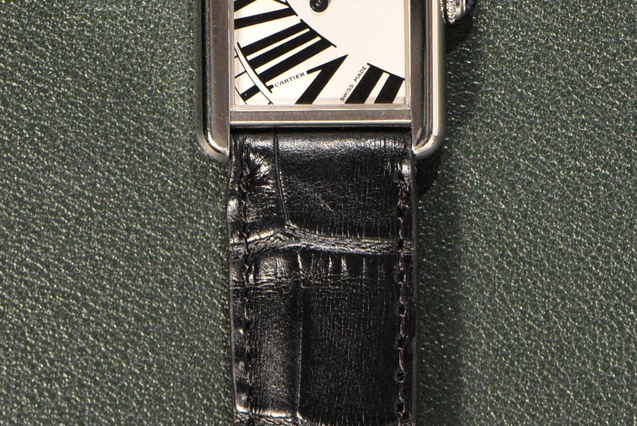 Cartier tank solo piano dial hot sale